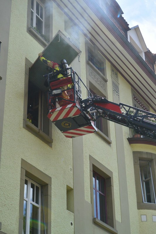 Autodrehleiter im Einsatz