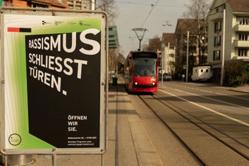 Bild Plakat (Bild - Saare Yosief). Vergrösserte Ansicht