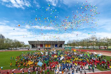 Kids Sports Day 2016 Schlussfeier (JPG, 3,6 MB). Vergrösserte Ansicht