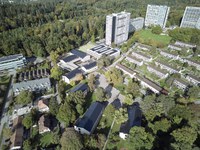 Luftaufnahme Volksschule Bethlehemacker ©Thomas Kaspar, Bern