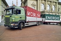 Die mobile Ausstellung rollt an.