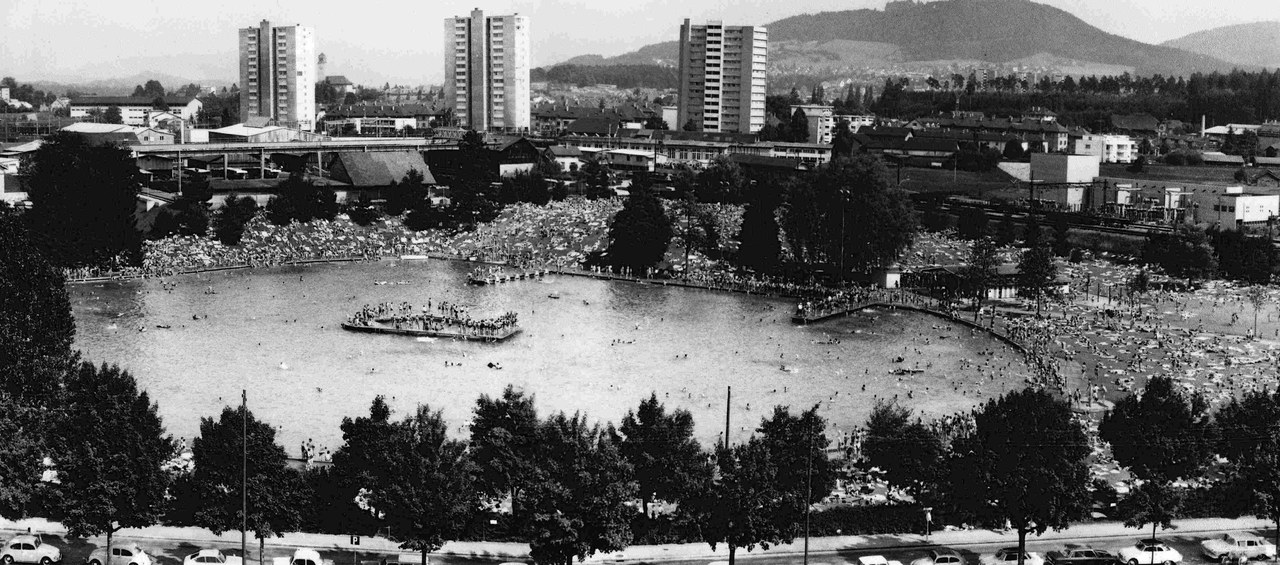 Bild Volles Weyermannshaus im Sommer, ca. 1950 –1980