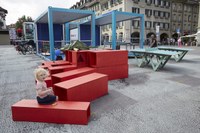 Aufbau Pilotprojekt Sockel Waisenhausplatz | Bild: Yoshiko Kusano
