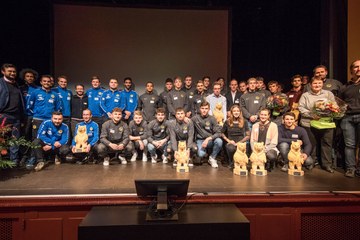 BaernChampion Gewinner Gruppenfoto Bild Sportamt Stadt Bern. Vergrösserte Ansicht