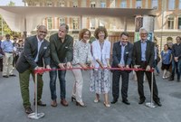 Eröffnung Eigerplatz: Martin Moser, Leiter Netze ewb; Daniel Imthurn, Kopräsident Quartierkommission QM3; Ursula Wyss, Gemeinderätin; Barbara Egger, Regierungsrätin; René Schmied, Direktor Bernmobil; Hans-Peter Wyss, Stadtingenieur - Bild: Alexander Egger