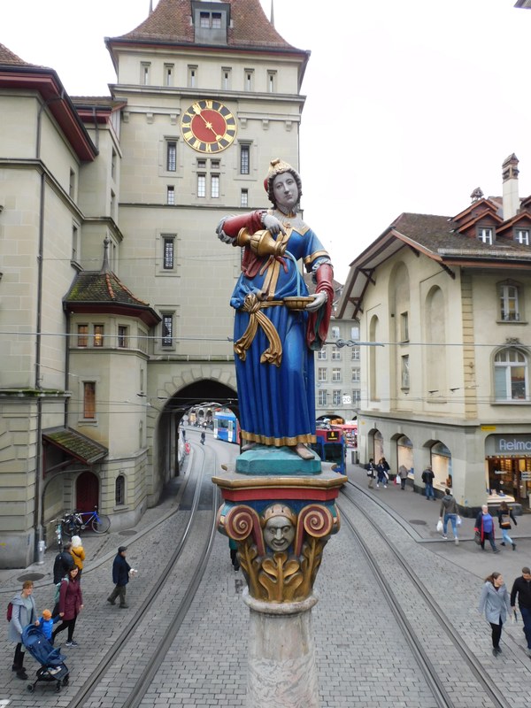 Figur Anna-Seiler Brunnen