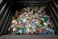 Dank guter Trenndisziplin der Haushalte enthalten die einzelnen Wertstoff-Fraktionen praktisch keinen Fremdstoffe | Bild: Nadine Strub