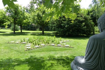 Buddha Garten Bremgartenfriedhof Bild 1. Vergrösserte Ansicht