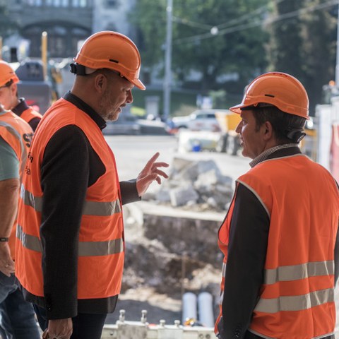 Stadtingenieur Reto Zurbuchen (links) und Bernmobil-Direktor René Schmied. (Bild: Alexander Egger)  