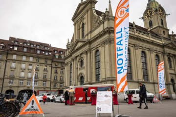 Notfalltreffpunkt Bahnhofplatz 1. Vergrösserte Ansicht
