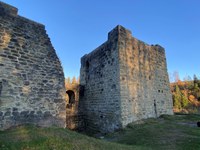 Vorburg der Ruine Grasburg