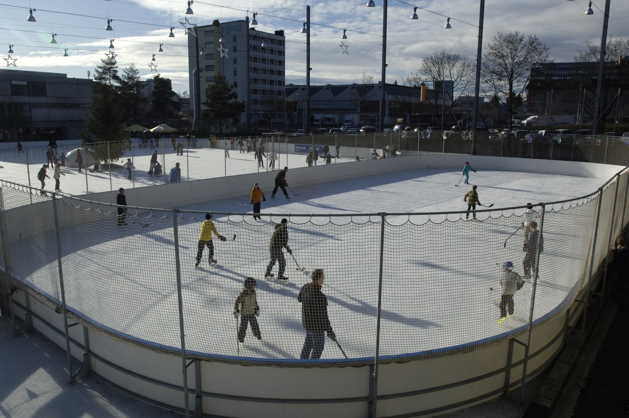 Kunsteisbahn Weyermannshaus. Bild: Sportamt der Stadt Bern.