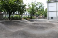 Pausenplatz mit Wheel Park Volksschule Lorraine. Bild: Hochbau Stadt Bern