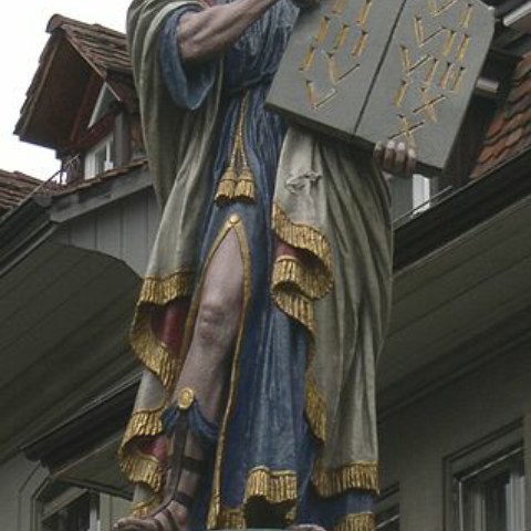 Der Mosesbrunnen gehört zu