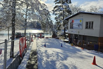 Zauberteppich und Skipiste im Weyermannshaus. Vergrösserte Ansicht