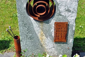 prämiertes Grabmal, Foto: Stadtgrün Bern. Vergrösserte Ansicht