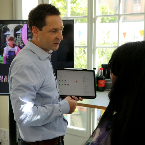 Digitaltag base4kids Videos mit iPads