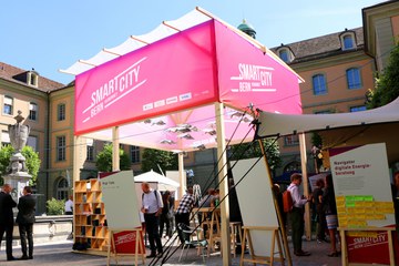 Digitaltag Stand Brunnen Generationenhaus. Vergrösserte Ansicht