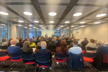 Thema und Anlass stiessen auf grosses Interesse. Vergrösserte Ansicht