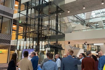 Den Gästen am Event wurde ein Einblick in das noch sehr junge Gebäude in Ittigen gewährt. Vergrösserte Ansicht