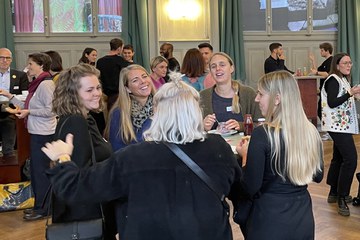 Neugründer*innen-Frühstück. Vergrösserte Ansicht