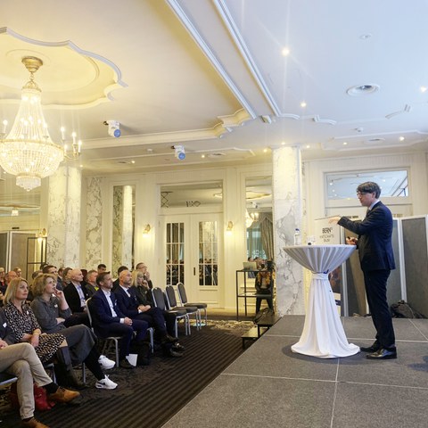 Bern baut schneller
