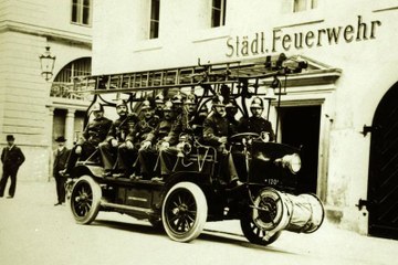 Elektromobil von 1908. Vergrösserte Ansicht