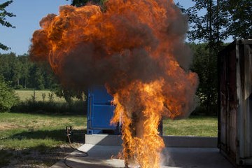 Demonstration Fettbrand. Vergrösserte Ansicht