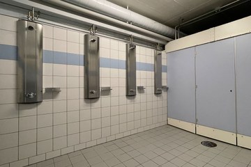 Duschen. Vergrösserte Ansicht