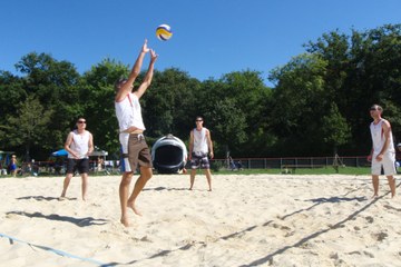 Beachvolleyball. Vergrösserte Ansicht