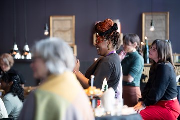 Eröffnung. Vergrösserte Ansicht