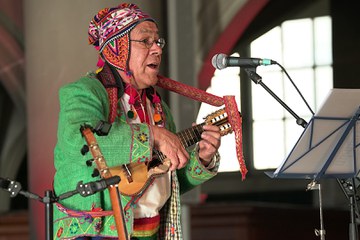 Juan Arnez Musiker - Foto von VeraRuettimann. Vergrösserte Ansicht