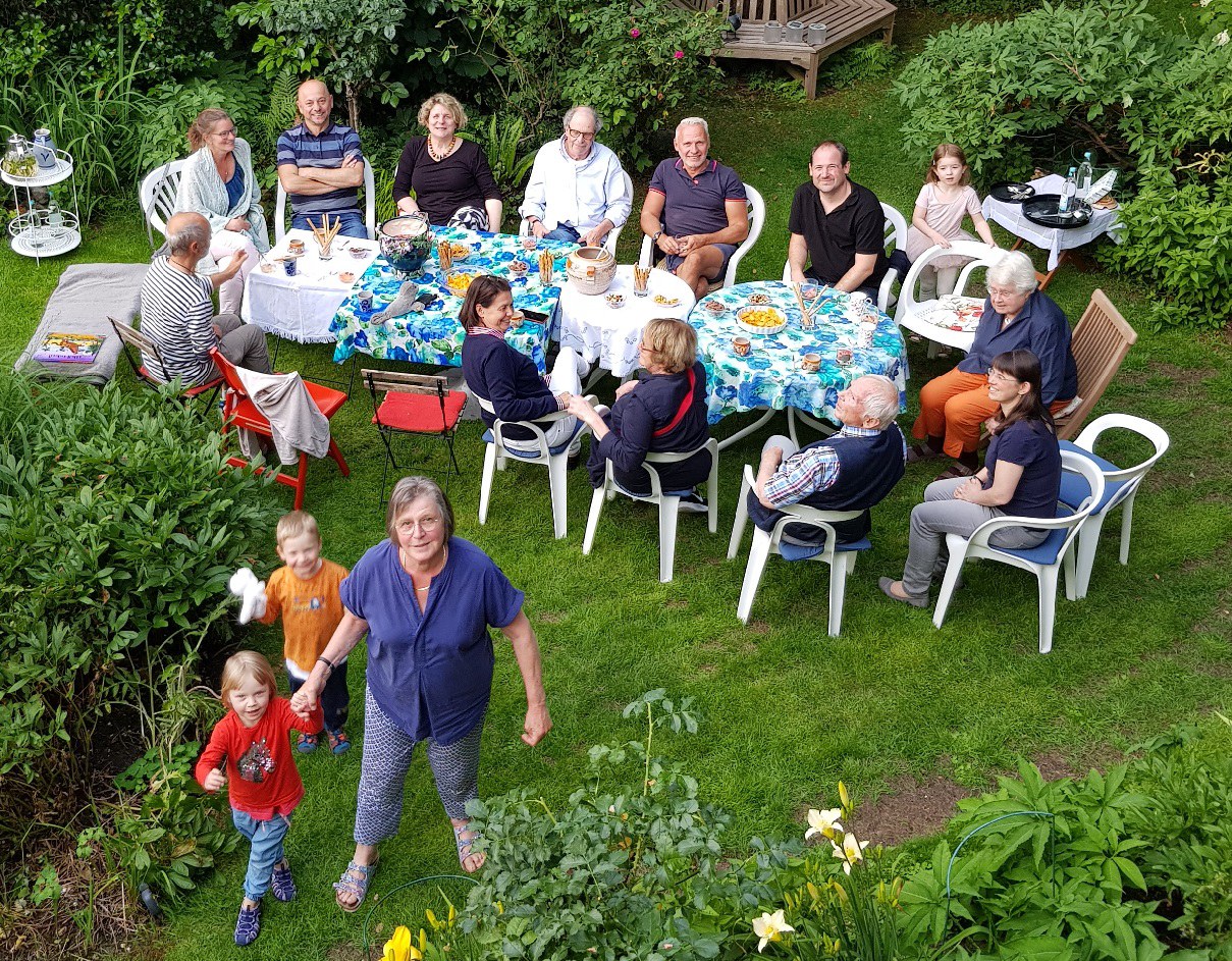 Nachbarschaftsfest im Garten