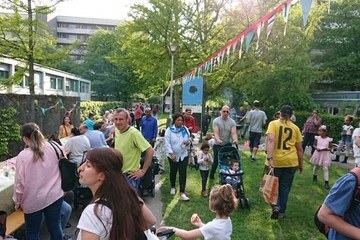 Tscharnergut - am langen Tisch. Vergrösserte Ansicht