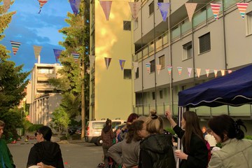 Fest Bottigenstrasse LeaStalder 2. Vergrösserte Ansicht