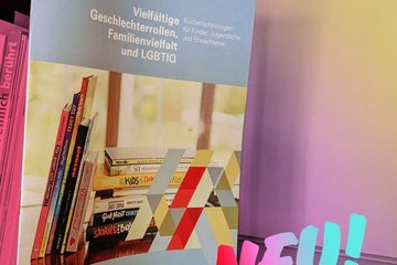Buchempfehlungen «Vielfältige Geschlechterrollen, Familienvielfalt und LGBTIQ». Vergrösserte Ansicht