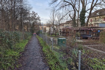 Fussweg zwischen Schlossstrasse und Weissensteinstrasse. Vergrösserte Ansicht