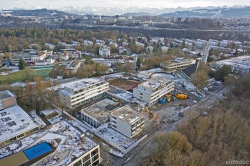 Drohnenbild   Blick nach Süden. Vergrösserte Ansicht