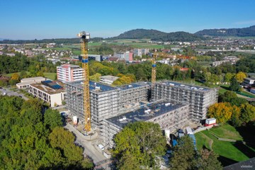 Blick nach Osten. Vergrösserte Ansicht