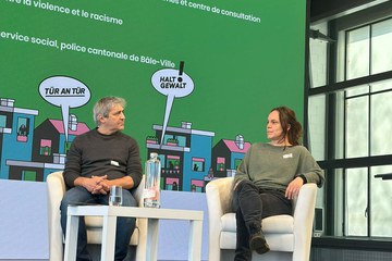 Podiumsdiskussion mit Giorgio Andreoli, Regula Rescalli, Massimo Bonato und Serafina Rudaz. Vergrösserte Ansicht
