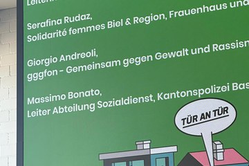 Podiumsdiskussion mit Giorgio Andreoli, Regula Rescalli, Massimo Bonato und Serafina Rudaz. Vergrösserte Ansicht