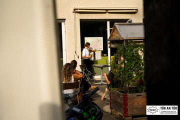 34 Là Haut Cosméthiques 3 (23 von 49). Vergrösserte Ansicht
